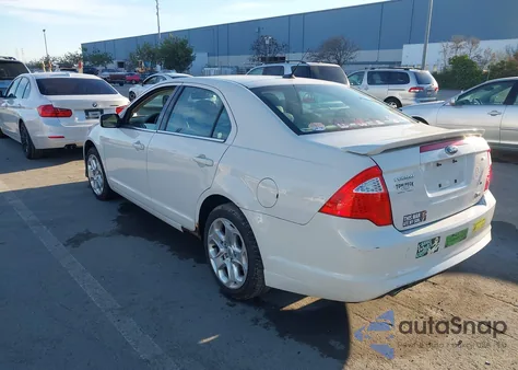 2010 Ford Fusion Se z USA, uszkodzony, nr VIN 3FAHP0HG4AR171809